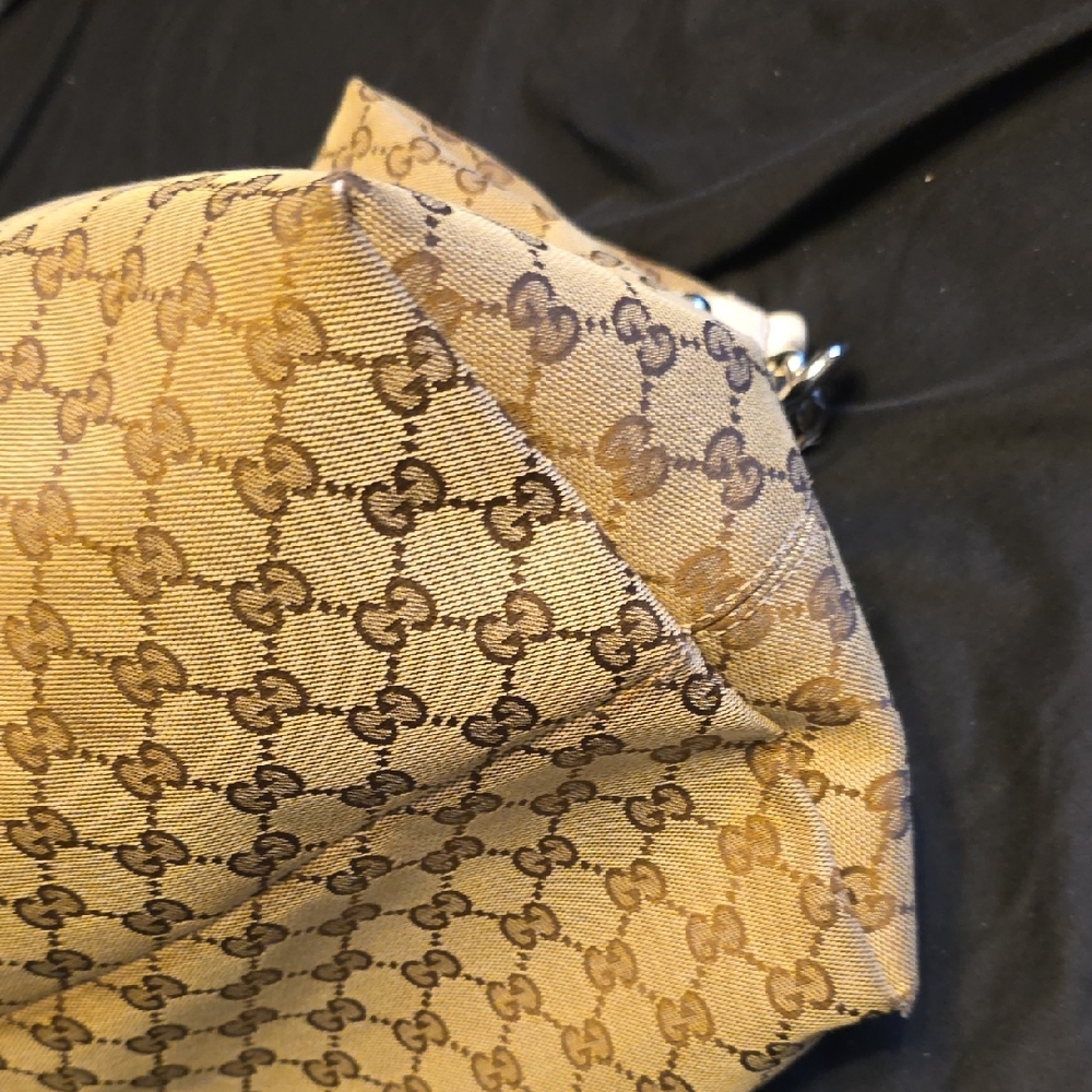 Gucci Beige and Brown Monogram Shoulder Bag - Picture 9 of 16